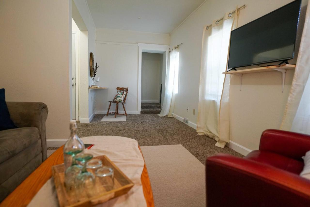 2 Bedroom Apartment Near Ndsu And Downtown Fargo Exteriör bild